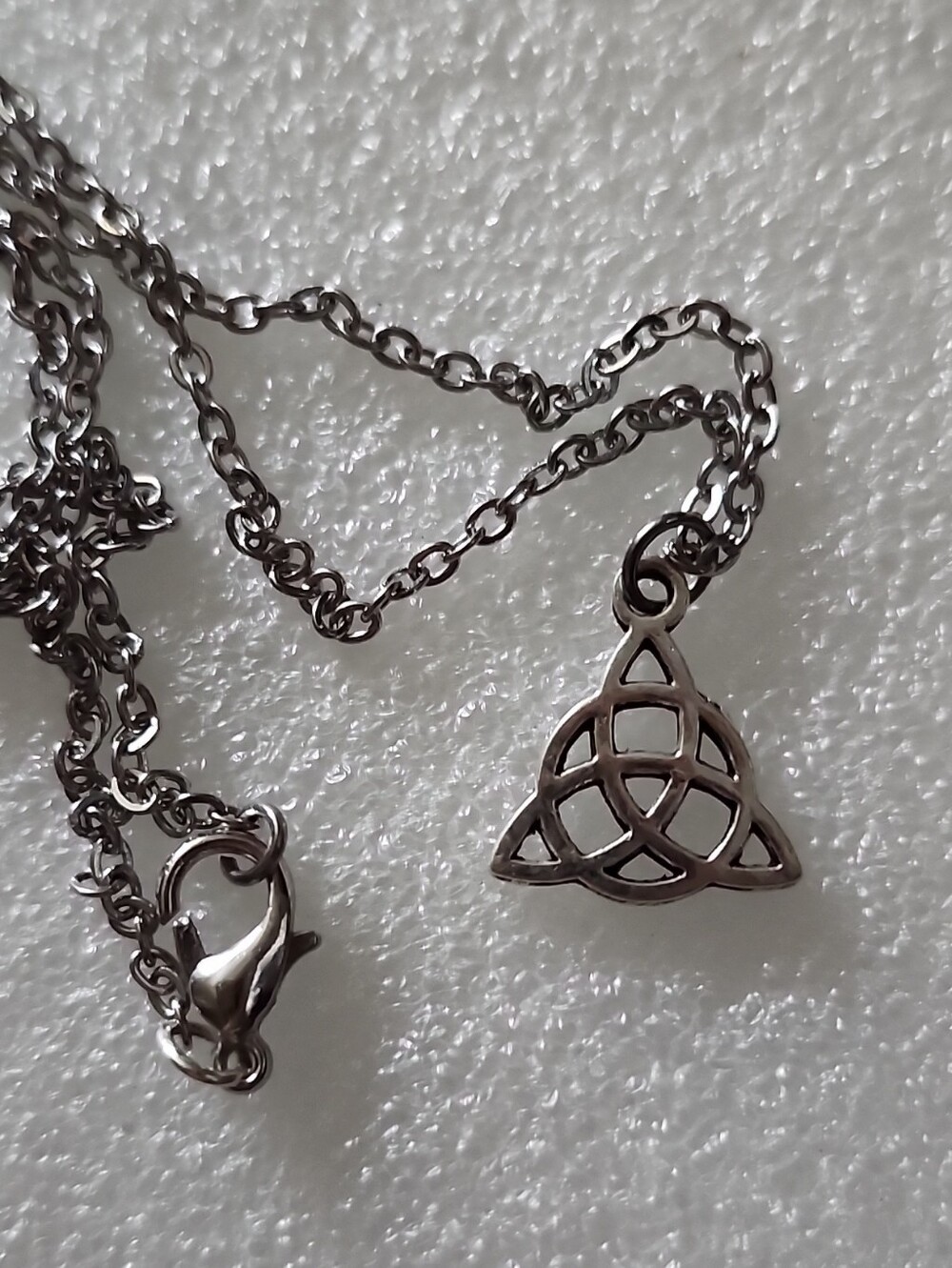 Hand Crafted Silver Celtic Trinity Knot Pendant Necklace